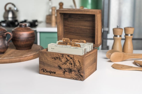 Wooden Recipe Box with Cards and Dividers, 4x6 Recipe Card Holder