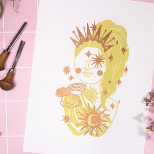 Colorido lino impresión tarot sol retrato, linograbado esotérico impreso a mano, original lino arte astrología adivinación, carta de tarot arcanos