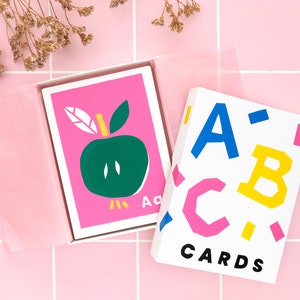Carte ABC in linoleum colorate dalla A alla Z, carte per imparare le lettere dell'inglese per bambini, gioco di apprendimento dell'alfabeto, set in linoleum stampato a mano A6