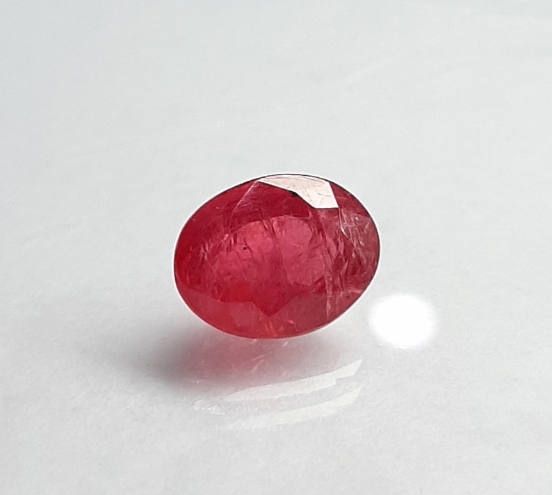 Natural Red-Pink Spinel Faceted Oval Shape Gemstone 3.10Cts 9.70X7.50X5.00 mm AAA Spinel Gemstone Jewelry Stone B228