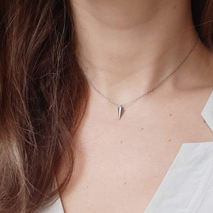 Dainty spike choker for women Delicate necklace Everyday simple necklace Gift ideas for her Ultra dainty necklace Thin chain necklace Simple