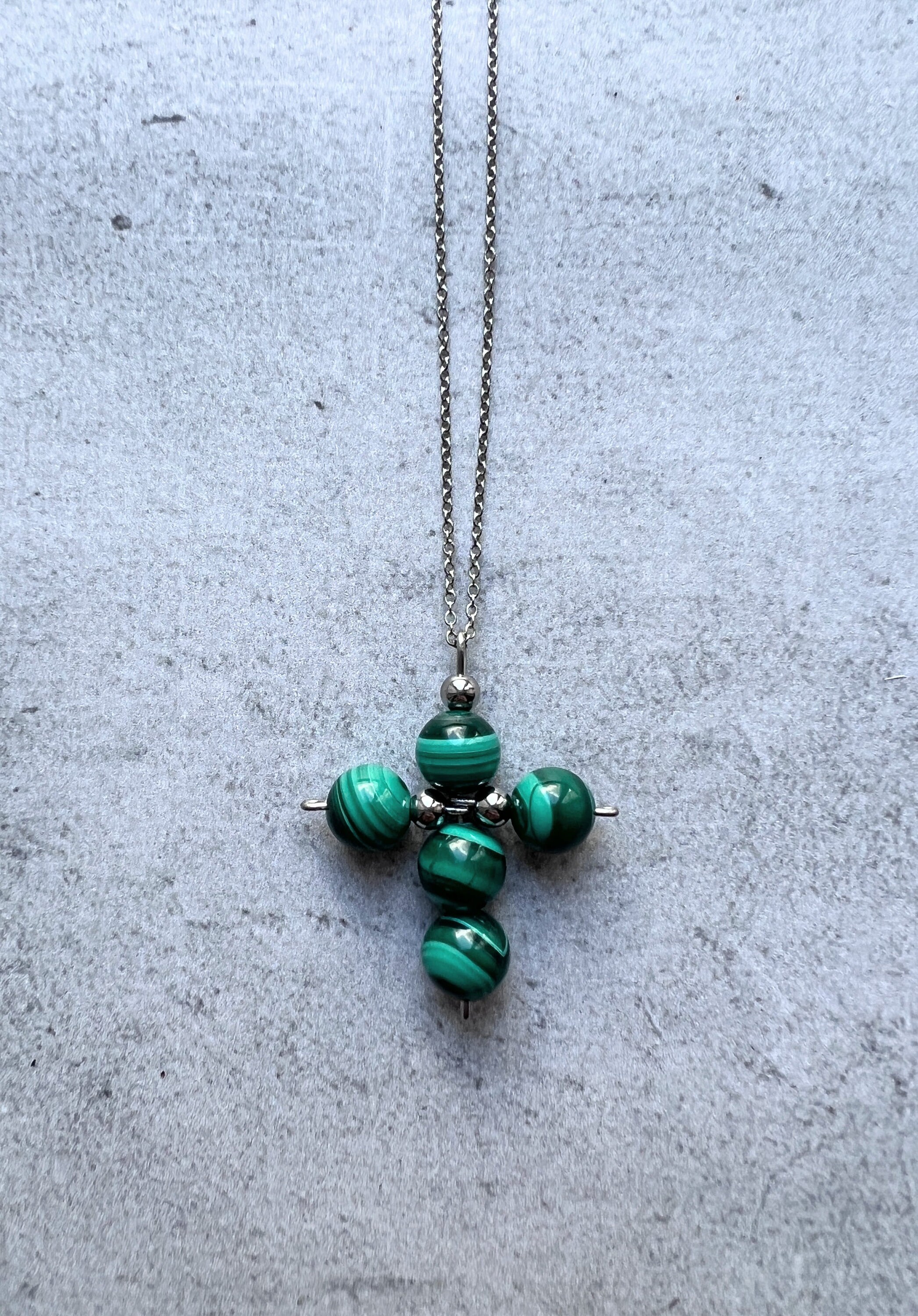 Pendentif Croix Malachite Imität Cross 34 MM X 20 MM Pierre Vert