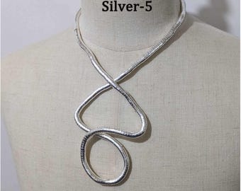 Snake Necklace,Snake Twists ,Vintage Moldable Necklace,flexible necklace ,give it to her fashion accessory