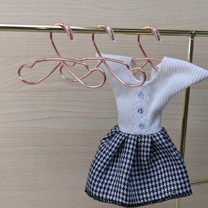 Premium Metal Doll Clothes Hanger (5 Pack) - Rose Gold, Suitable for 1/6 and 1/4 Doll Clothes Display Wardrobe