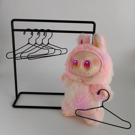 Metal Doll Clothes Rack for 17cm Labubu Dolls: Includes 5 Hangers