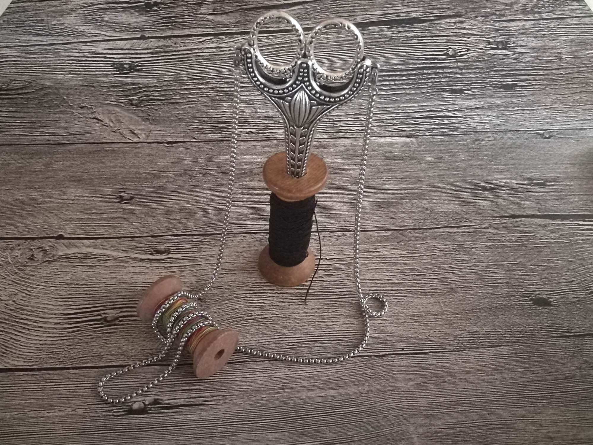 Vintage Tulip Scissors,craft scissor necklace,embroidery scissors