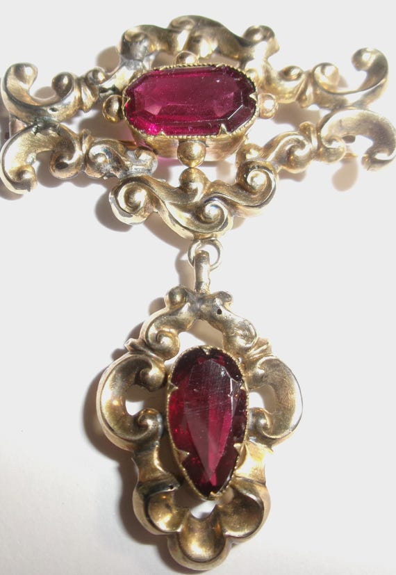 9kt Victorian Garnet dangle Brooch pin