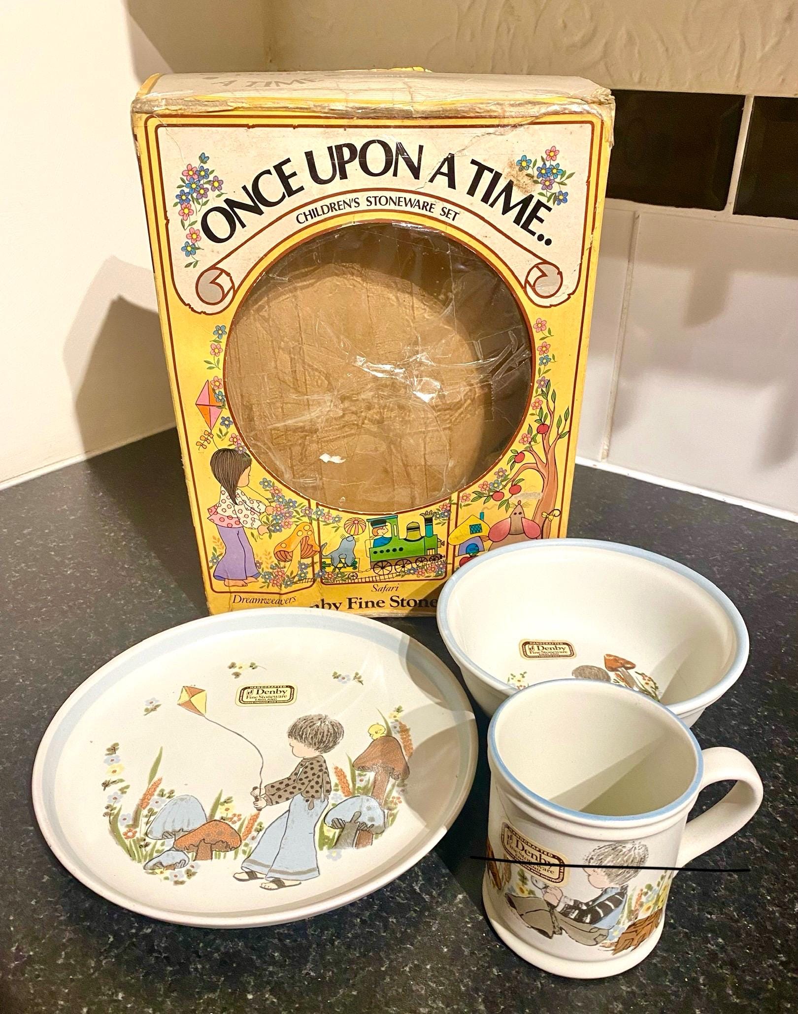 デンビー　Denby　ウエストベリー　Westbury　 直径25.5㌢ デンビー社（DENBY）のビンテージ食器、ぽってりした形が可愛いカップ