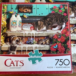Buffalo Cats 750 piece &quot;Doorstep Raiders&quot;