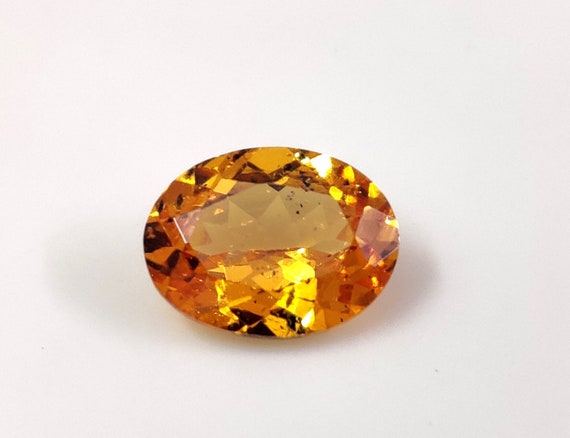 Fanta Orange Spessartite Garnet: Natural Mandarin Oval Gemstone