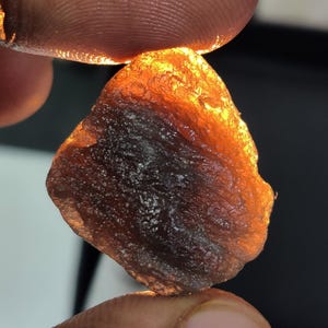 39.55 Cts Natural Agni Manitite: Raw Indonesian Tektite Gemstone