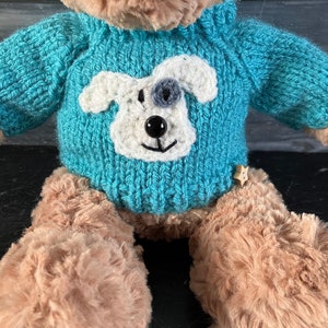 SMALL teddy bear clothes. Hand knitted Puppy Dog jumper for a 26-28cm (10-11inch) teddy. Fits a small jELLYCAT bear.