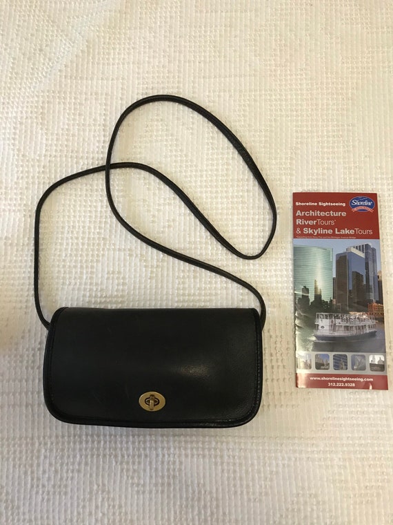 Coach vintage leather purse dark blue