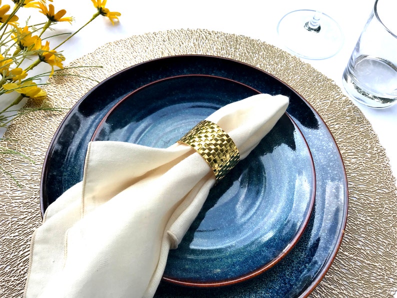 Modern Round Placemats Non Slip Easy Care Vinyl Placemats Set Etsy UK