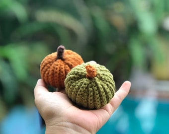 Crochet Pumpkin Pattern with Magic size Formula, crochet any size of pumpkins, Halloween home decor crochet pattern for beginners with video