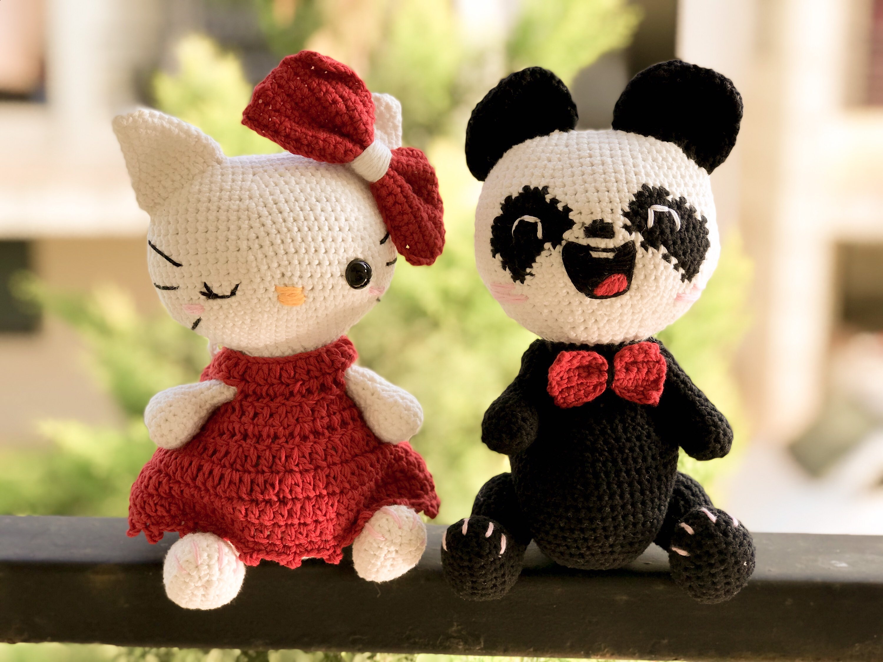 Hello Kitty Panda Amigurumi Crochet Kit