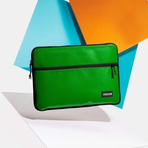 Green MacBook case from upcycled fabric (eco) - Recycle laptop sleeve for MacBook Air 15 inch & MacBook Pro 13 inch/14 inch/16 inch (2025)