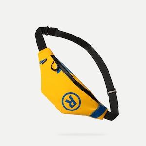 Gelbe Bauchtasche aus upcycled Stoff-, Nachhaltige Hüfttasche, Kleine Umhängetasche für Frauen und Männer, Vegane Bauchtasche, Gürteltasche oder Gürteltasche