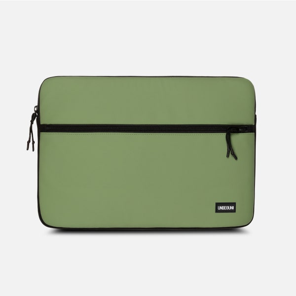 MacBook Air 13 case with compartment (from upcycled fabric), Green laptop sleeve for MacBook Air 13,6 inch M3/M2 (2024), Sustainable cover