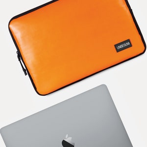 13 inch laptop case from upcycled fabric, Orange laptop sleeve for 13 inch MacBook Pro and 13.6 inch MacBook Air M2 (2024), Laptop bag/cover