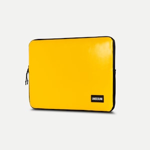 Yellow MacBook Pro 16 case from upcycled fabric (eco), Recycle laptop sleeve for new MacBook Pro 16 inch M4/M3 (2025/2024), Laptop cover/bag