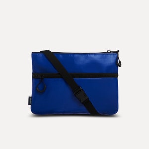 Sac à bandoulière bleu en tissu recyclé (éco), sac à main recyclé, sacoche, sac à main végétalien, petit sac à bandoulière (durable)