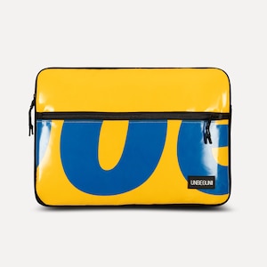 Gelb und blaue MacBook Tasche aus upcycled Stoff (öko) - Recycle Laptop Tasche für MacBook Air 13 Zoll & MacBook Pro 14 Zoll/16 Zoll