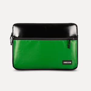 MacBook Pro 16-inch hoes met vak (van geüpcycled materiaal), zwart/groene laptophoes voor nieuwe MacBook Pro 16" M4/M3 (2025), tas/hoes