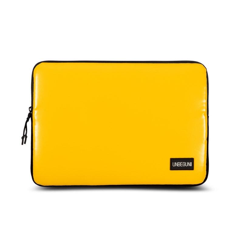 Sustainable orange laptop sleeve from Amsterdam 13 inch, 14 inch & MacBook Pro 16 inch Vegan laptop sleeve / Notebook sleeve / Case Yellow