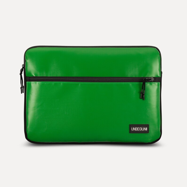 macbook pro 16 inch carrying case