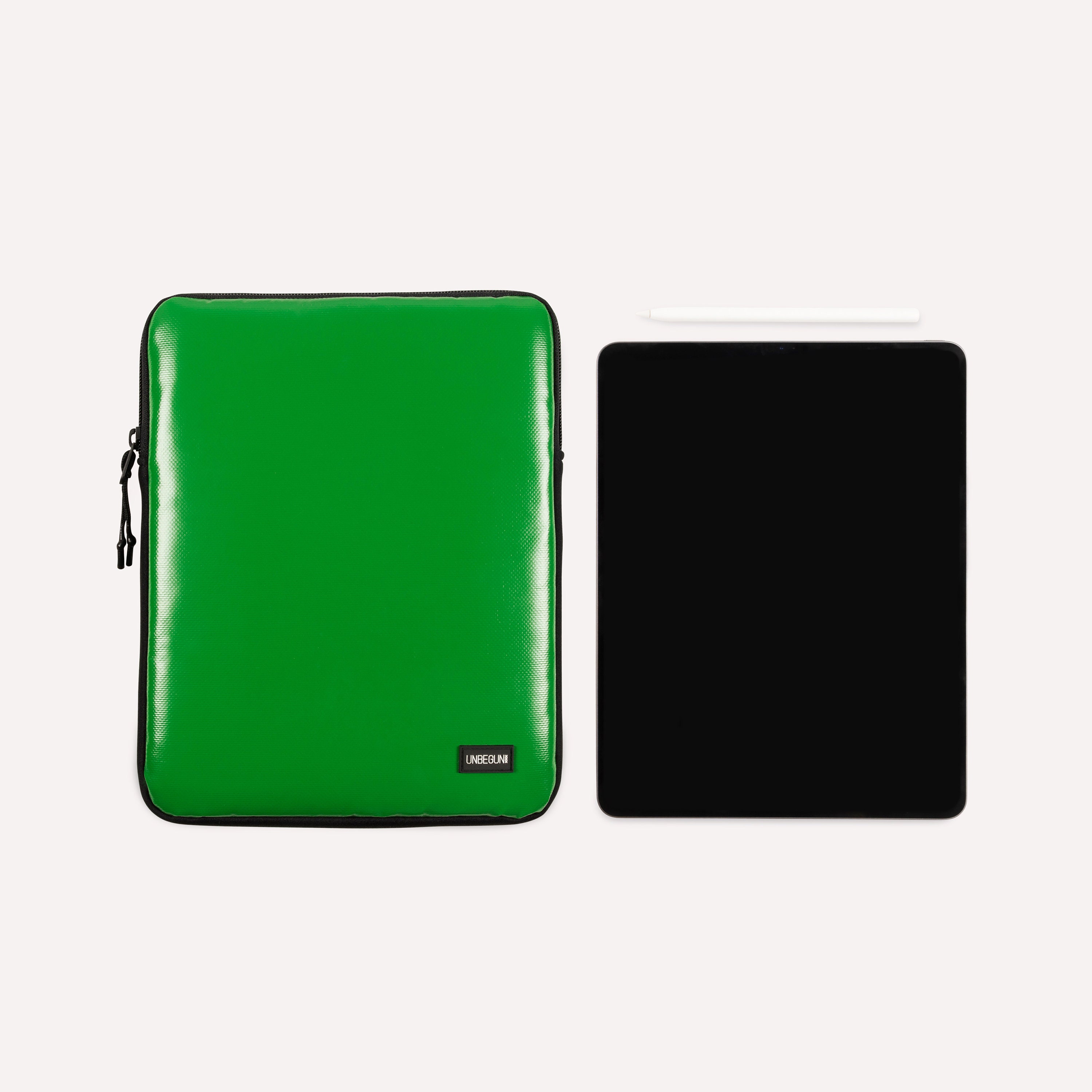Sustainable Green iPad Case From Upcycled Fabric (2026) - 11 Inch