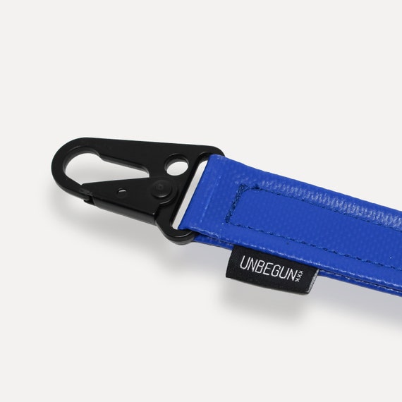 Porte-clés bleu avec mousqueton en tissu upcycled, porte-clés durable,  chaîne de clés, porte-clés, lanière ou porte-clés. Parfait comme cadeau  végétalien. -  France
