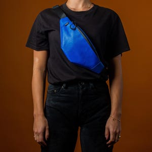 Blue fanny pack from upcycled fabric, Vegan hip bag or bum bag, Small crossbody bags for women and men, Eco waist bag and belt bag (fashion)
