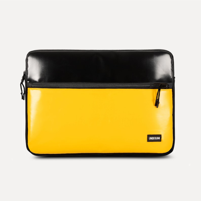 Étui MacBook Pro 14 pouces avec poche supplémentaire en tissu upcyclé, pochette pour ordinateur portable vert durable pour MacBook Pro 14 pouces M3 2023/2024 Black/Yellow