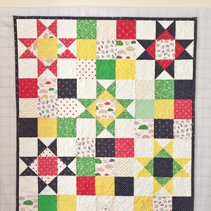 Handmade bright stars, patchwork baby quilt, baby girl shower gift.