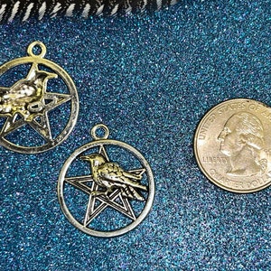 Raven Pentacle Charms Lot of 4 (104)