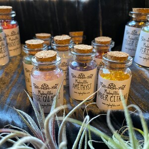 Gemstone Glass Bottles with Cork - 12 Types of Stones (rraw-1029)