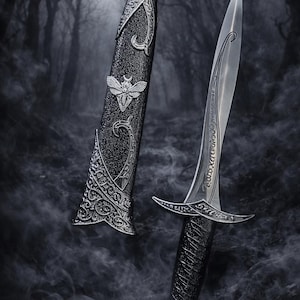 Athame - Hoja sin afilar de acero inoxidable celta con diseño de polilla cornuda (DAGG-1131)