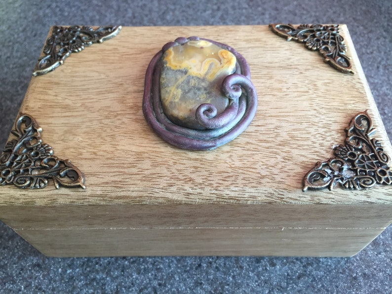 Solid Oak Carved Box Heavy 4x6