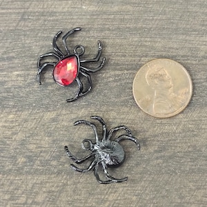 Spider Red Jewel Charms Lot of 3 (146)