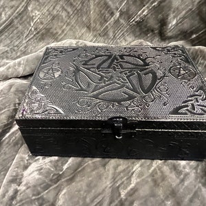 Black Pentagram Chest Metal On Wood Black Tarot Velvet Lined 6.75x4.75