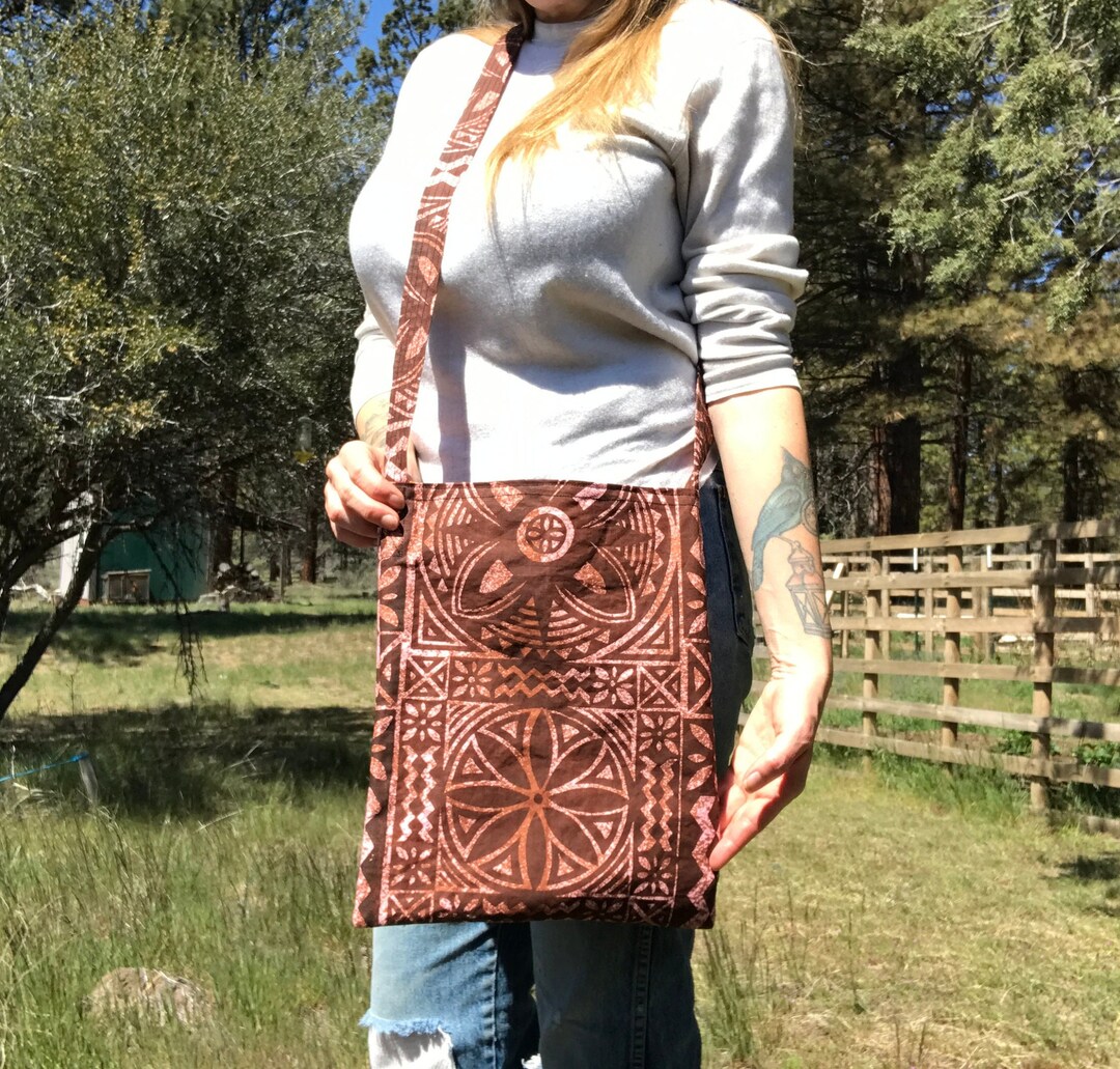 The Tiki Room Handbag (Crossbody Strap Included) main image 0