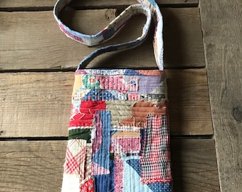 Handmade Cottagecore Vintage Fabric Patchwork Quilted Shoulder Bag Purse OOAK