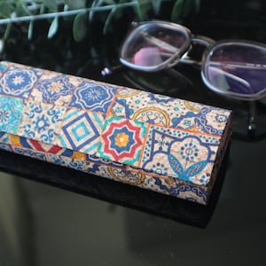 Printed Cork Hard Glasses Case: Stylish Eyeglass Holder Blue Tiles no.2