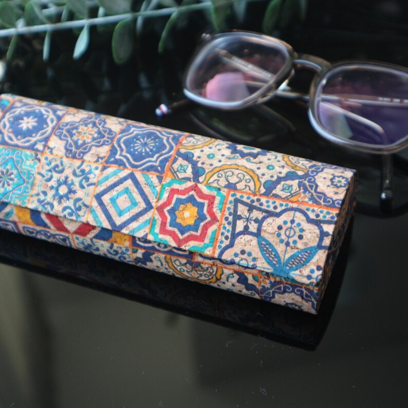 Printed Cork Hard Glasses Case: Stylish Eyeglass Holder Blue Tiles no.2