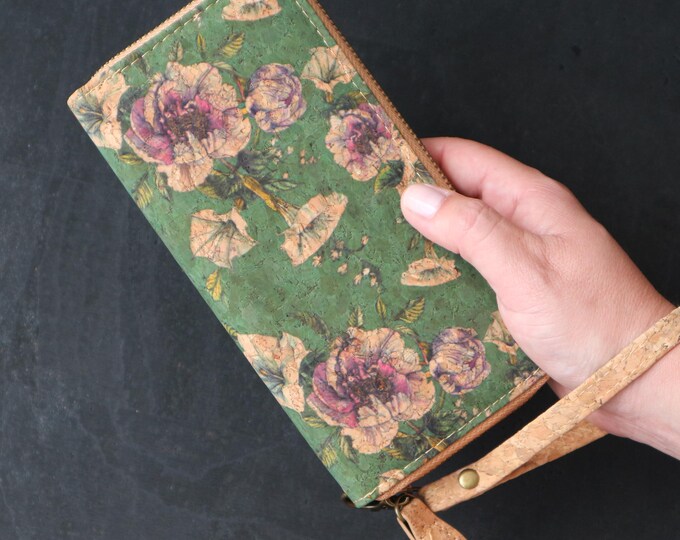 Cute wristlet wallet women Zip around wallet Cork wallet Cork wristlet Vegan wallet Phone holder wallet Long wallet