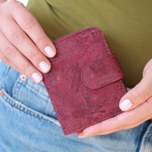 RFID wallet Cute womens wallet Vegan wallet Credit card holder Bifold wallet 21st birthday Red wallet women