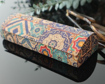 Hard sunglasses case, Cork glasses case, Eyeglass case, Glasses holder, Vegan cork case for men and women