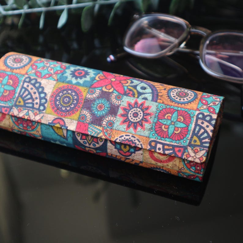 Printed Cork Hard Glasses Case: Stylish Eyeglass Holder Tiles no3