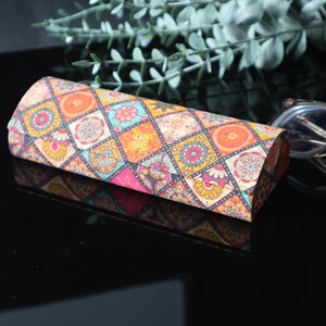 Printed Cork Hard Glasses Case: Stylish Eyeglass Holder Colorful Tiles no.2